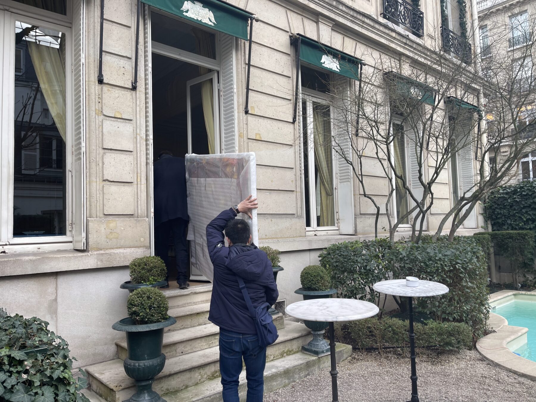 Ladoucette - Victor Hugo, Paris