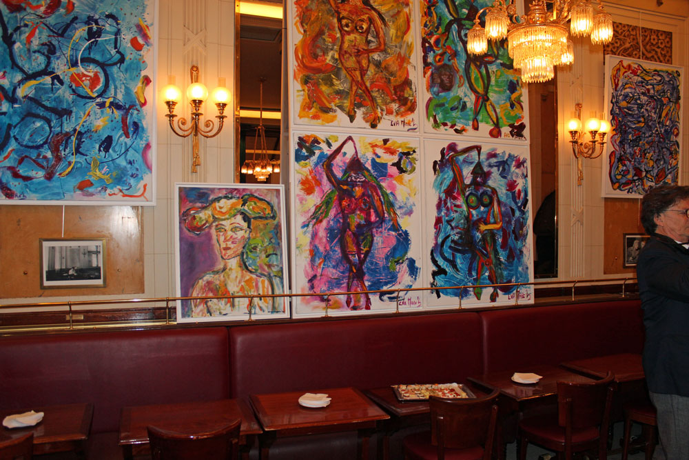 Café Les Deux Magots - "Regards de Femmes", Paris
