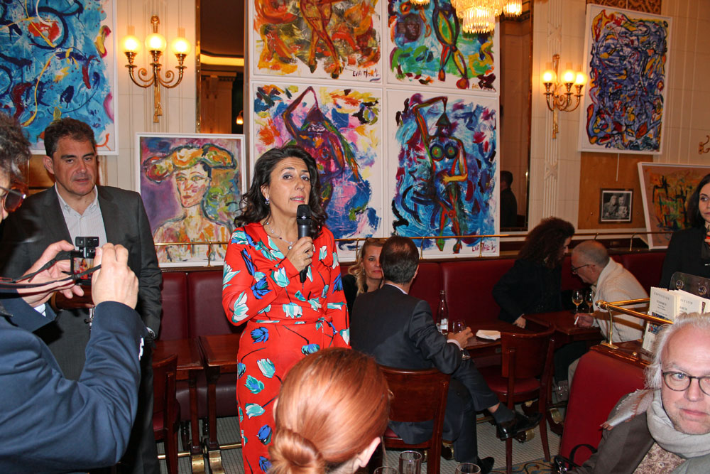 Café Les Deux Magots - "Regards de Femmes", Paris