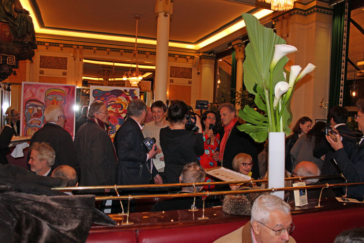 Café Les Deux Magots - "Regards de Femmes", Paris